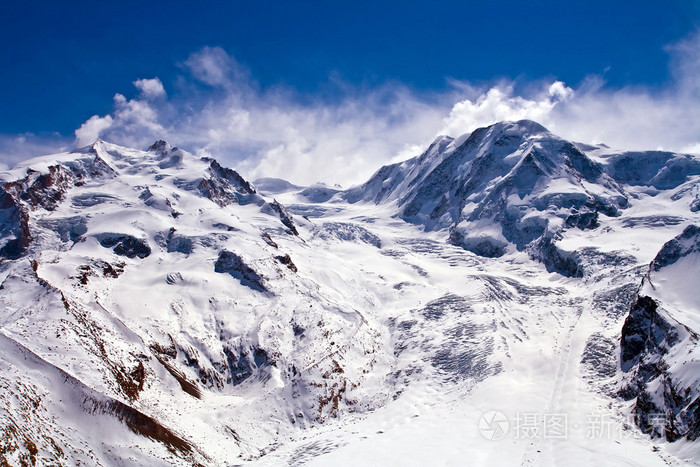 在马特洪峰瑞士滑雪路径