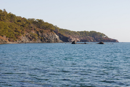 岩石的海滨，瑟里斯，土耳其在海湾