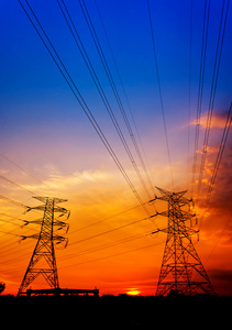 电力铁塔黄昏图片-电力铁塔黄昏素材-电力铁塔黄昏插画-摄图新视界