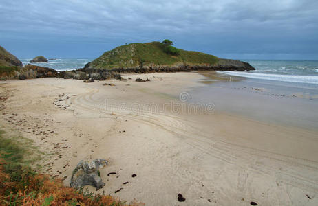 靠近llanes村的barro海滩