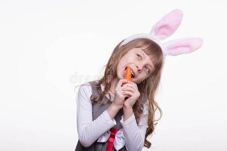 有趣的兔耳朵女孩图片