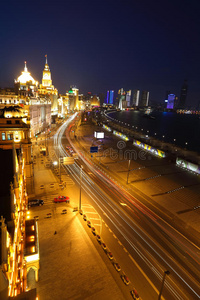 上海外滩夜景欧式建筑鸟瞰图图片