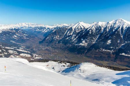 滑雪胜地巴德加斯坦在冬季雪山，奥地利，萨尔茨堡