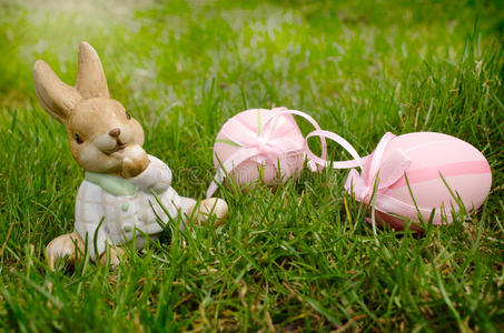 复活节小兔和蓝松花兔