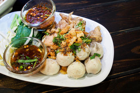 餐厅 烹饪 油炸 烤的 盘子 饮食 美味的 特写镜头 香肠