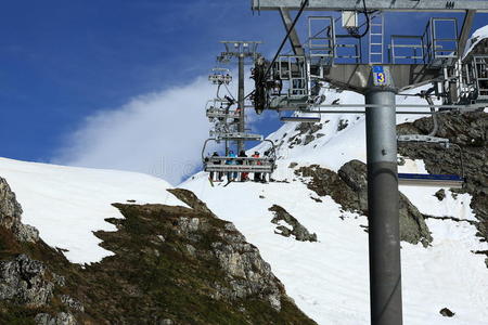 普拉涅中心，法国拉普拉涅滑雪胜地的冬季景观
