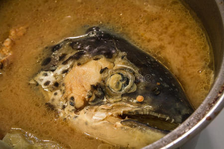 味噌三文鱼汤图片