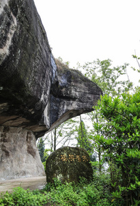 中国四川凌云山风景图片