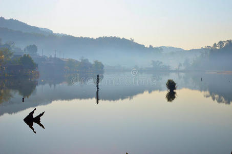 美丽湖