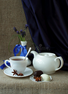静物茶具和春花图片