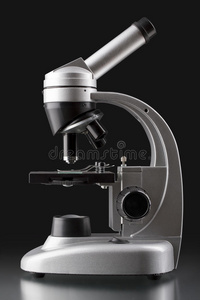 银显微镜的特写镜头