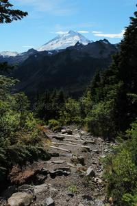 贝克山景色