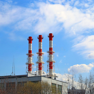 高工厂的烟囱图片