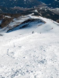 在阿尔卑斯山滑雪区域