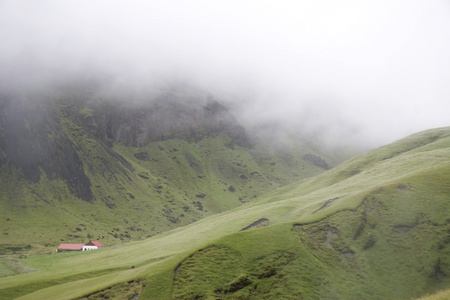 河 skoga，冰岛的绿色山谷