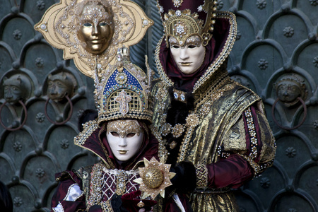 在威尼斯的狂欢节面具