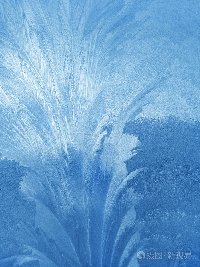 在冬天窗户上冰天然花纹