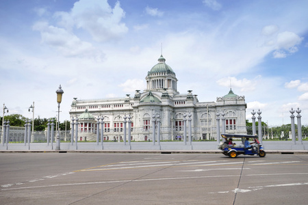 在泰国阿南塔 samakhom 王位大厅