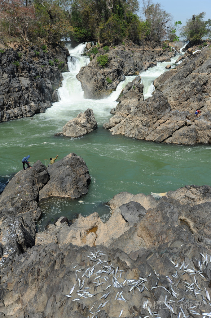 在唐坤在老挝湄公河