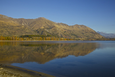 高山湖泊