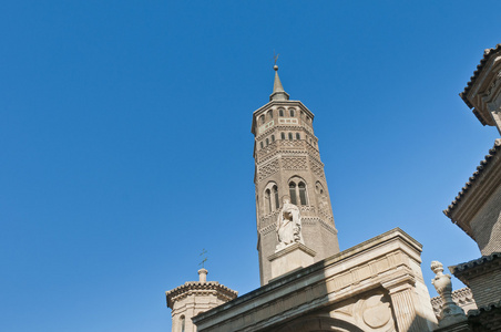 圣巴勃罗教堂在西班牙萨拉戈萨