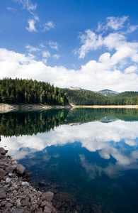 高山湖泊