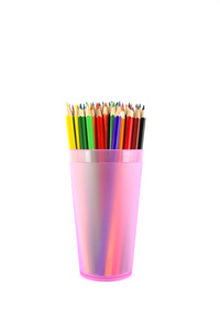 彩色铅笔在粉红色的道具