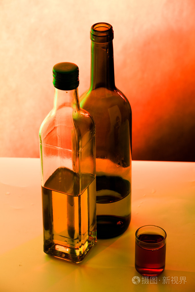 玻璃樽的静物