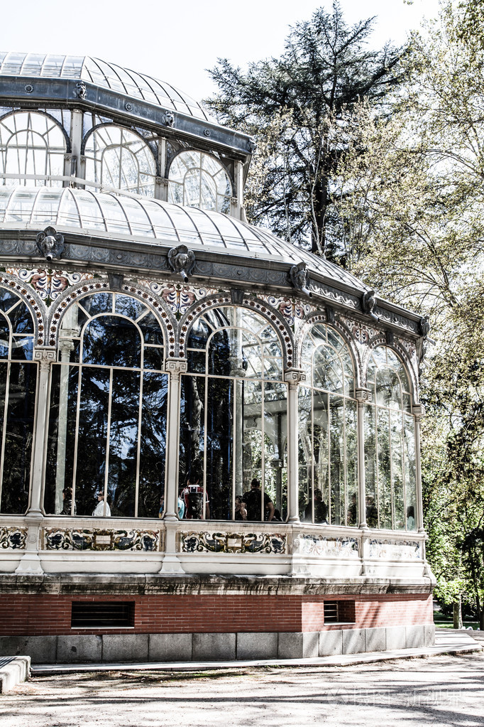 马德里 palacio de cristal 在丽池公园玻璃水晶宫殿西班牙