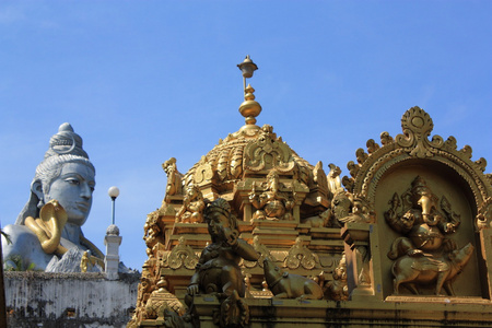 在 murudeshwar 卡纳塔克 印度主湿婆神雕像