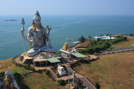 在 murudeshwar 卡纳塔克 印度主湿婆神雕像