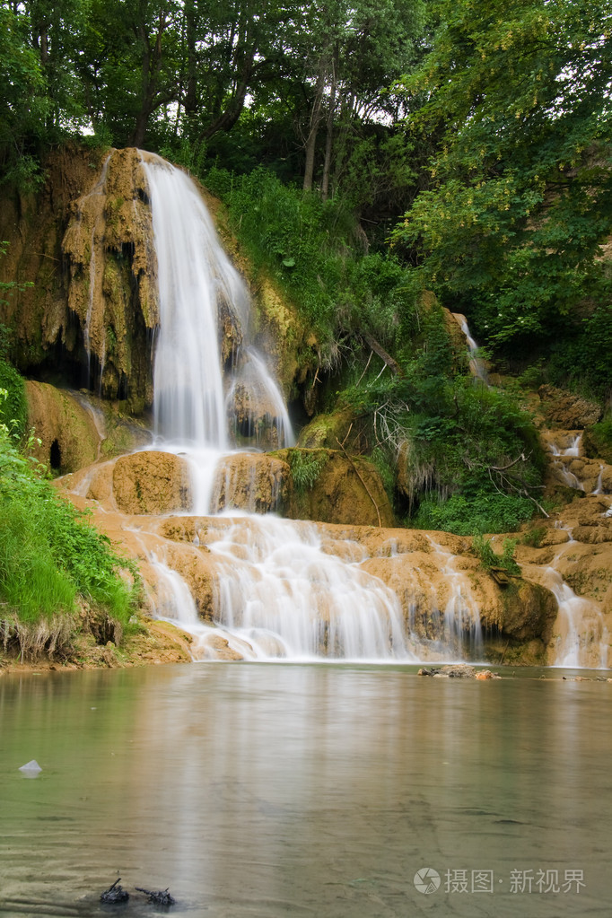 瀑布-幸运照片-正版商用图片1b8uji-摄图新视界