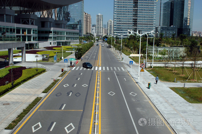 在中国城市中的新道路