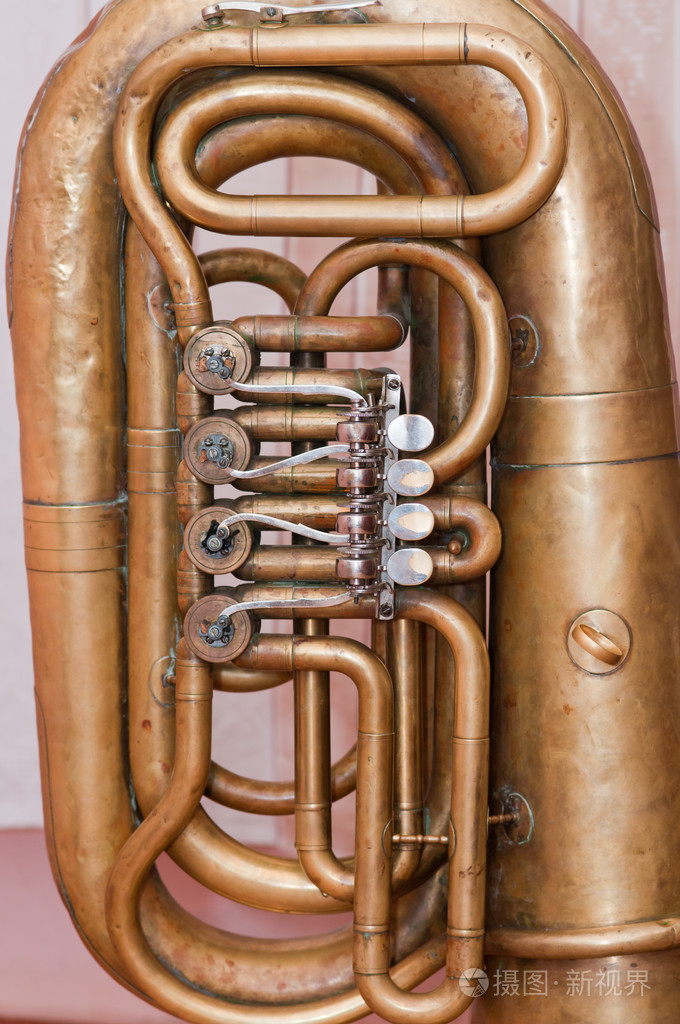 小号老铜管乐器照片-正版商用图片1b9bxe-摄图新视界