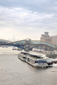 桥跨河莫斯科
