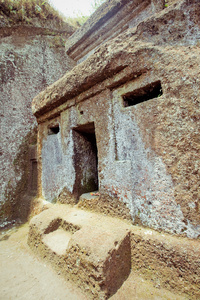 古龙卡维寺在巴厘岛