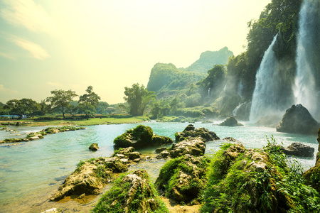 越南的瀑布