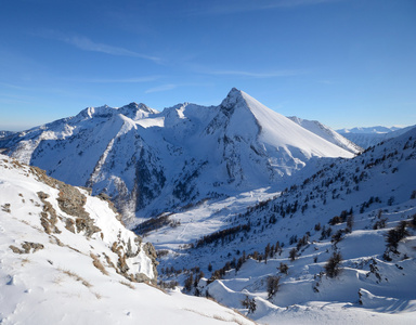 高山冬季风景