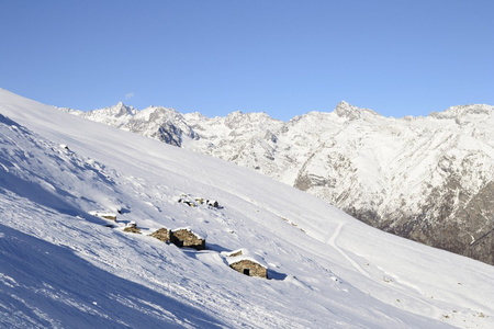 高山冬季风景