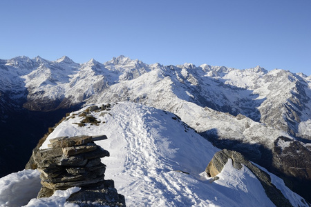 高山冬季风景