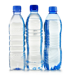 塑料瓶矿泉水上白色隔离