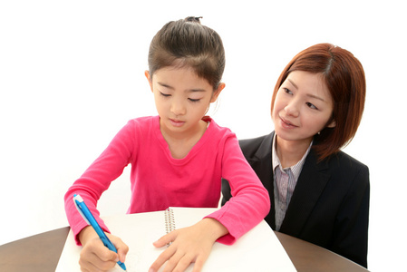 老师与学习的女孩