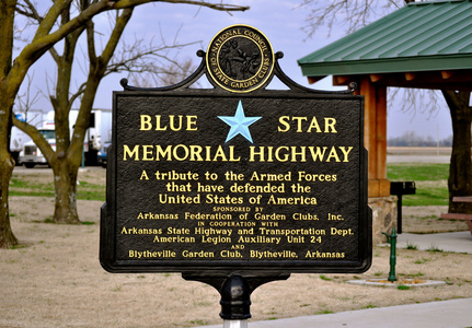 标志蓝色星纪念高速公路