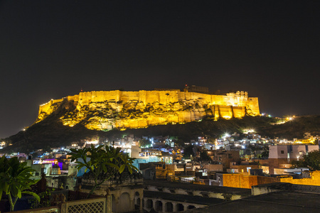 在夜 拉贾斯坦邦 印度焦特布尔在历史 mehrangarh 堡