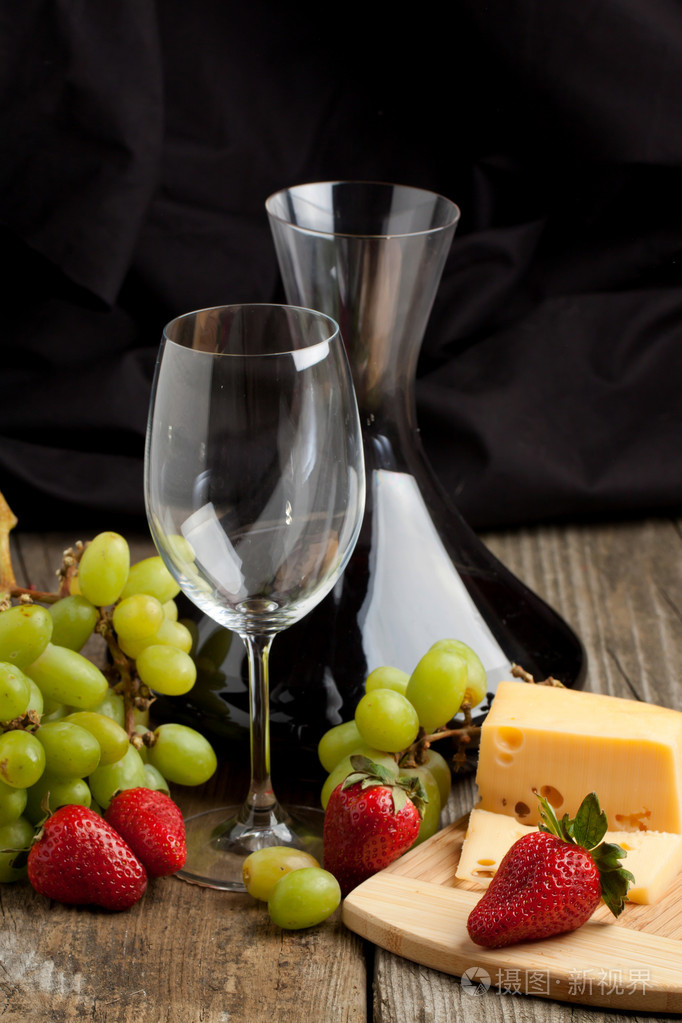 葡萄酒和水果