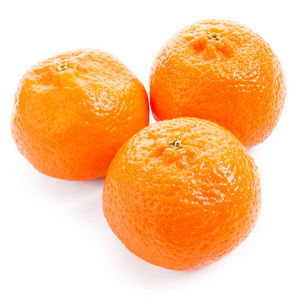 三橘孤立在白色背景上