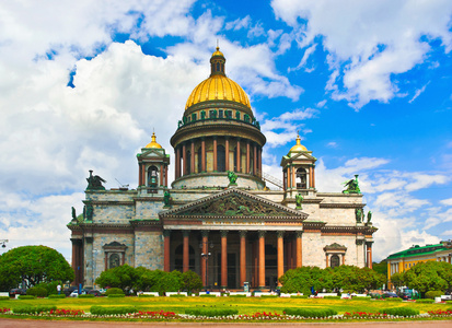 圣以撒大教堂在圣彼得堡，俄罗斯
