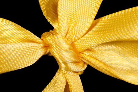黄丝带和孤立的结