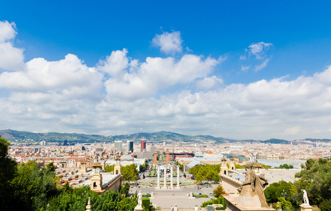 巴塞罗那从国家皇宫的鸟瞰图