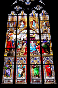 科隆大教堂的彩色玻璃窗户